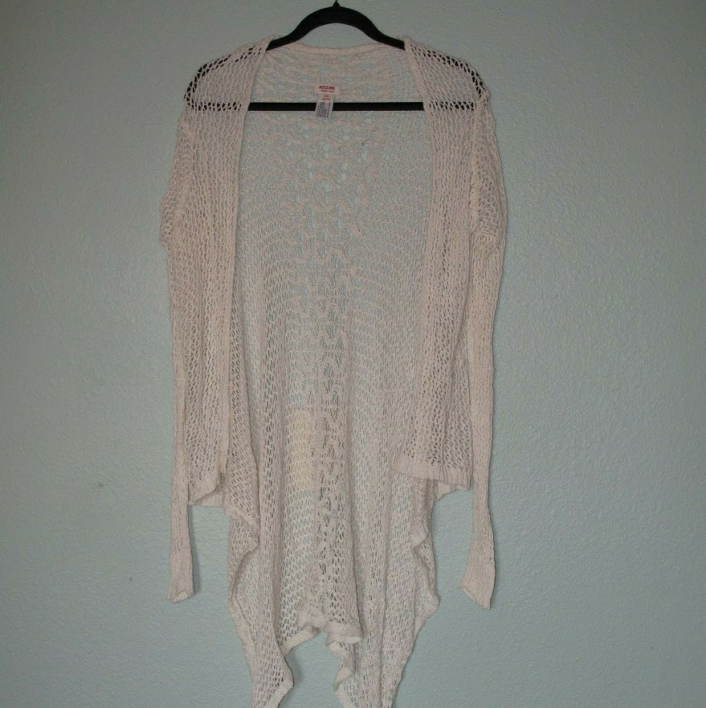 Beautiful crochet wrap!